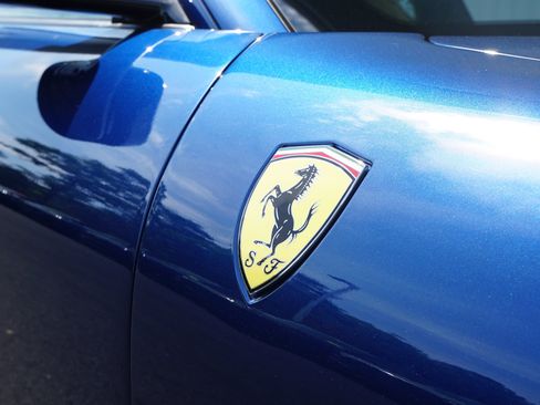 Used 2022 Ferrari Roma RWD image 31
