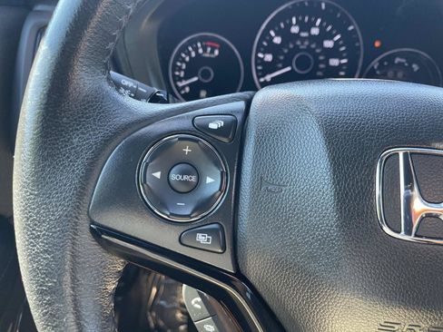 Used 2022 Honda HR-V Sport image 28