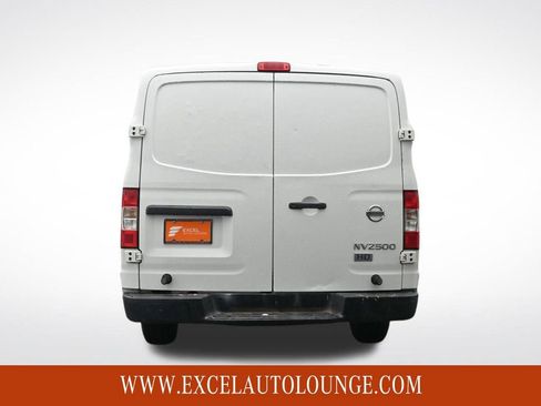 Used 2014 Nissan NV 2500 S image 5