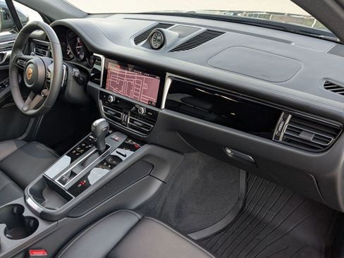 New 2026 Porsche Macan Turbo image 26