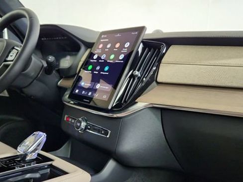 New 2026 Volvo XC90 T8 Ultra w/ Lounge Package AWD/4WD image 39