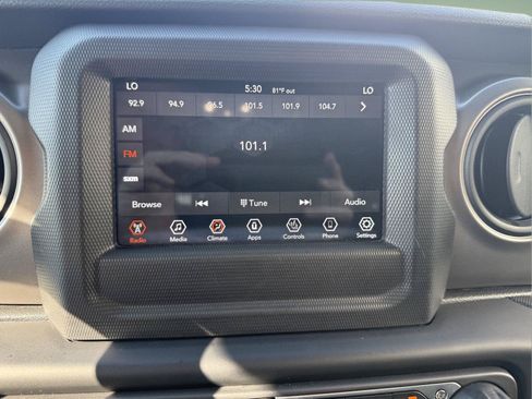 Used 2023 Jeep Wrangler Unlimited w/ Cold Weather Group AWD/4WD image 12