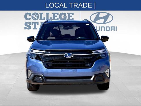 Used 2025 Subaru Forester Touring image 5