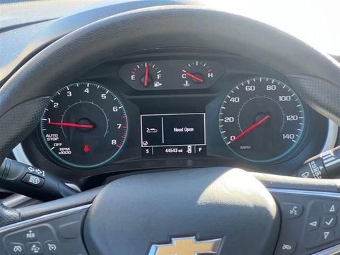 Used 2023 Chevrolet Malibu LT image 16