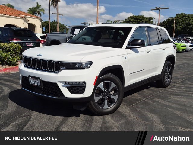 Used 2023 Jeep Grand Cherokee 4WD 4xe image 1
