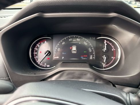 Used 2025 Toyota RAV4 XLE Premium image 22