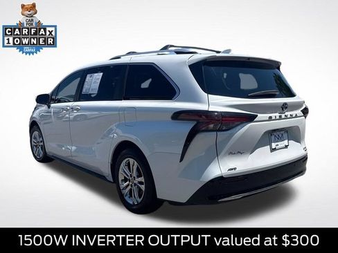 Used 2023 Toyota Sienna Platinum AWD/4WD image 8