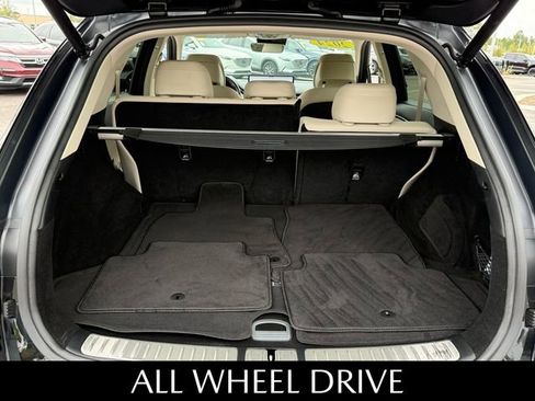 Used 2024 Genesis GV70 2.5T w/ Select Package image 10