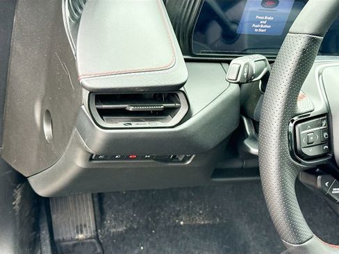 New 2026 Dodge Charger R/T AWD/4WD image 10