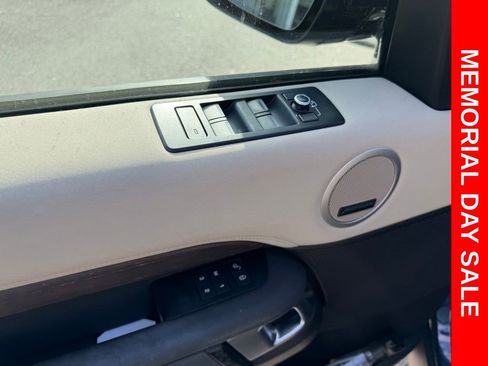 Used 2018 Land Rover Discovery HSE AWD/4WD image 23
