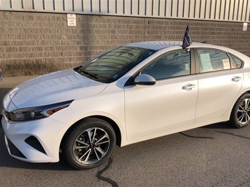 Certified 2023 Kia Forte LXS w/ LXS Technology Package image 1