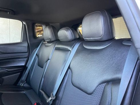 New 2026 Jeep Compass Latitude AWD/4WD image 9