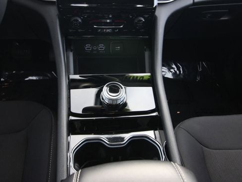 Used 2023 Jeep Grand Cherokee Laredo w/ Luxury Tech Group I AWD/4WD image 21