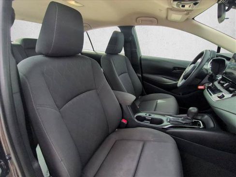 Used 2024 Toyota Corolla LE FWD image 19