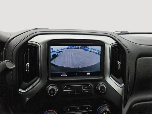 Used 2021 Chevrolet Silverado 1500 RST w/ Z71 Off-Road Package AWD/4WD image 17