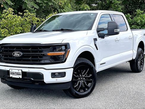 Used 2025 Ford F150 XLT w/ Equipment Group 303A High AWD/4WD image 3