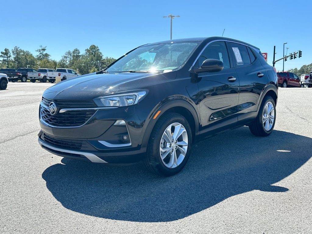 Used 2023 Buick Encore GX Preferred FWD image 1