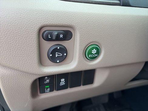 Used 2022 Honda Pilot EX-L image 16