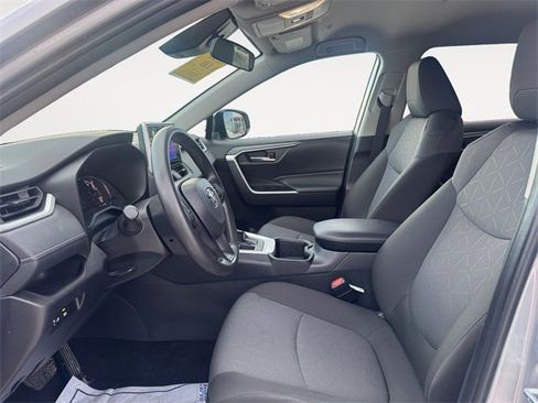 Used 2024 Toyota RAV4 XLE image 9