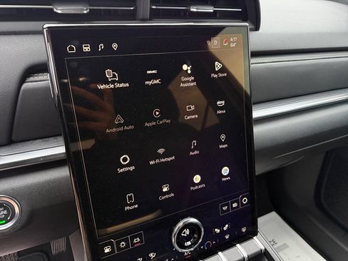 Used 2025 GMC Terrain Elevation AWD/4WD image 25