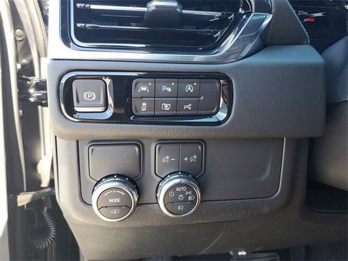 New 2026 GMC Yukon XL Denali w/ Sun & Power Step Package image 29