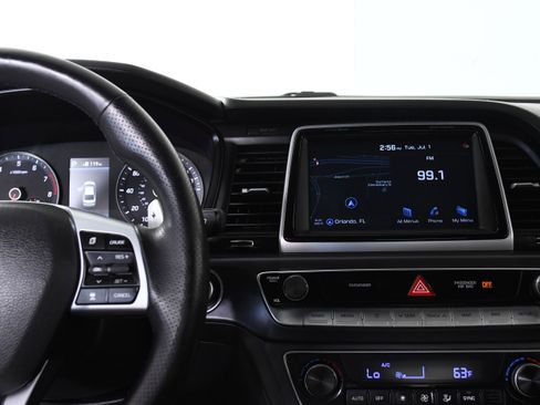 Used 2019 Hyundai Sonata Limited image 16