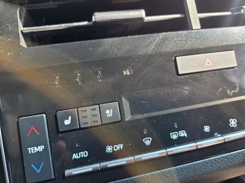 Used 2020 Toyota Avalon Limited w/ Advanced Safety Package image 21