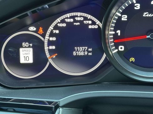 Certified 2023 Porsche Cayenne Turbo image 22