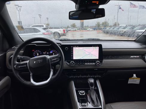 Used 2025 Chevrolet Colorado ZR2 image 12