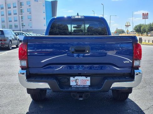 Used 2023 Toyota Tacoma SR5 RWD image 4
