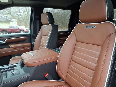 New 2026 GMC Sierra 2500 Denali Ultimate image 9
