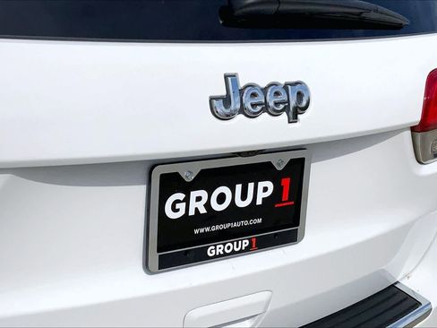 Used 2020 Jeep Grand Cherokee Limited image 29