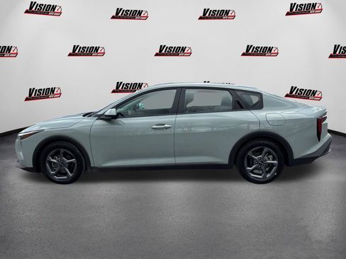 Used 2025 Kia K4 LXS image 8