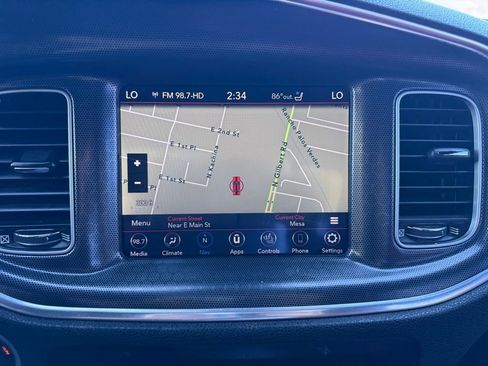 Used 2017 Dodge Charger R/T Scat Pack w/ Technology Group image 38