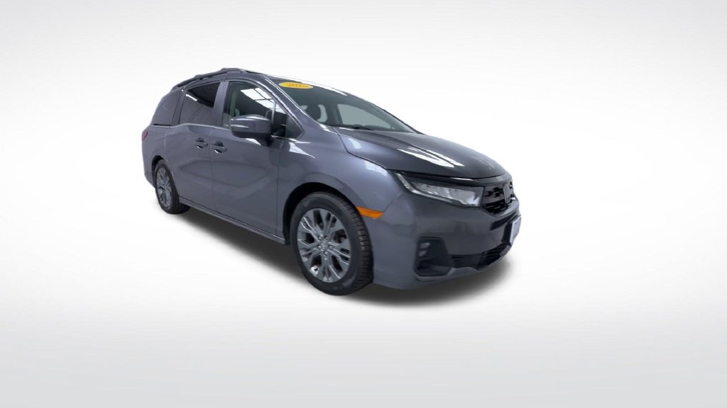 Used 2025 Honda Odyssey Touring image 2