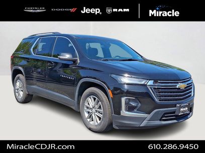 Used 2023 Chevrolet Traverse LT