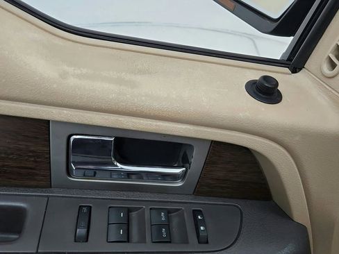 Used 2014 Ford F150 Lariat w/ Equipment Group 502A Luxury image 36