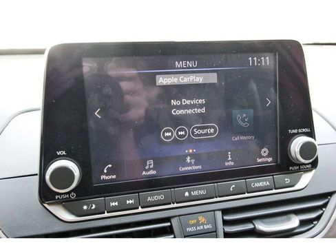 Used 2024 Nissan Altima 2.5 SV AWD/4WD image 11