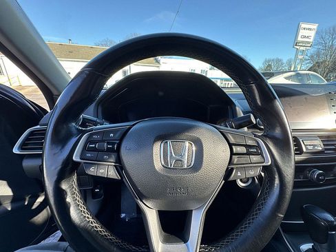 Used 2021 Honda Accord EX-L image 3
