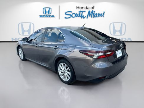 Used 2024 Toyota Camry LE FWD image 5