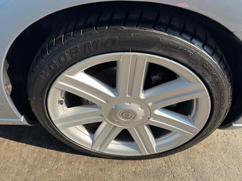 Used 2005 Chrysler Crossfire Limited RWD image 23