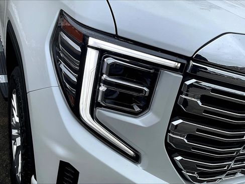 Used 2022 GMC Sierra 1500 Denali image 23