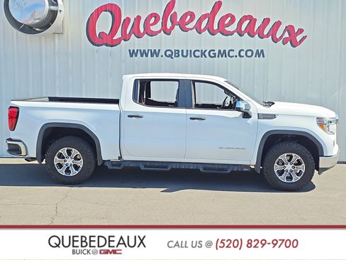 Used 2021 GMC Sierra 1500 4x4 Crew Cab w/ Sierra Value Package image 8