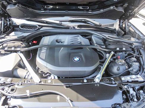 New 2026 BMW 740i w/ Executive Package RWD image 38