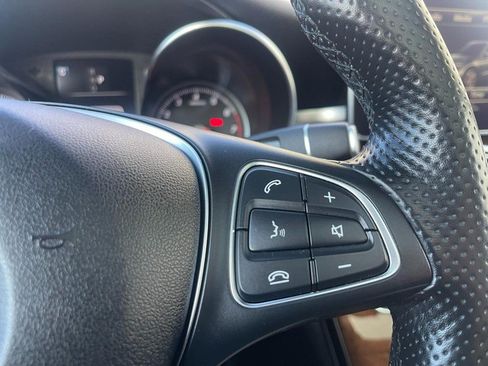 Used 2018 Mercedes-Benz GLC 300 4MATIC image 30