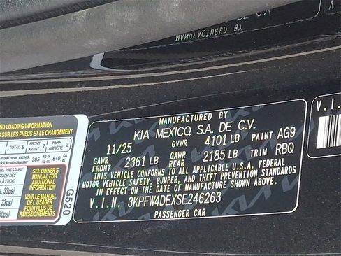 New 2025 Kia K4 GT-Line image 11