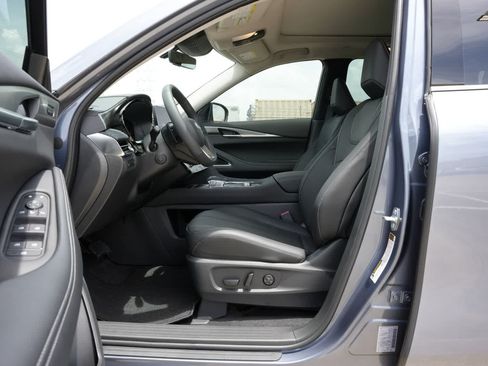 New 2027 INFINITI QX60 Luxe FWD image 17