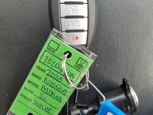 Used 2023 Nissan Altima 2.5 SL FWD image 19