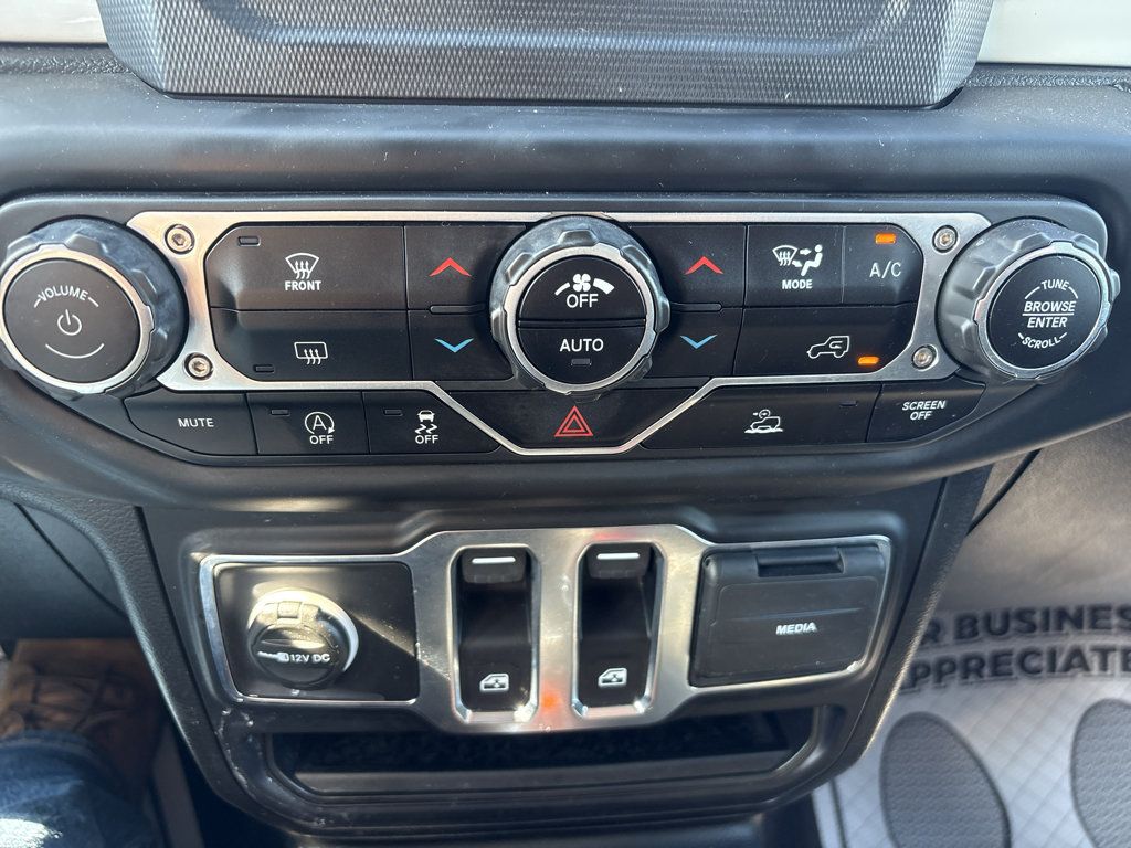 Used 2021 Jeep Wrangler Sport AWD/4WD image 15