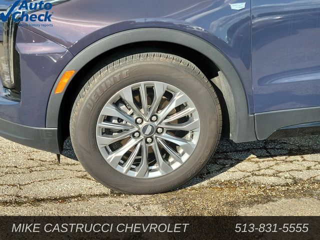 Used 2025 Cadillac XT4 Premium Luxury FWD image 9